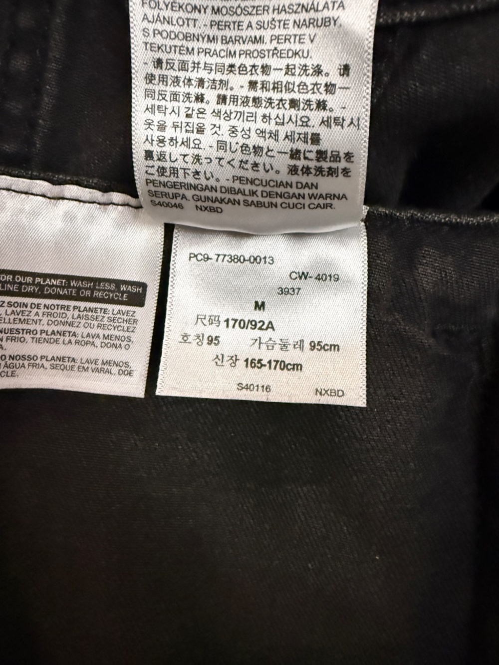 Levi’s Premium Vintage Fit Black Denim Trucker Jacket – Medium - Picture 7 of 7